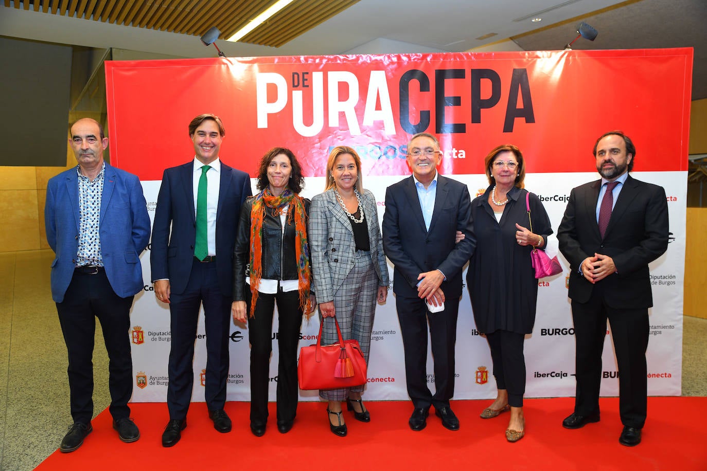 Tomás Zárate, Sergio Campos, Ester Porras, Isabel Vallejo, Ginés Clemente, Maribel Zárate y Álvaro Fernández, de Aciturri.