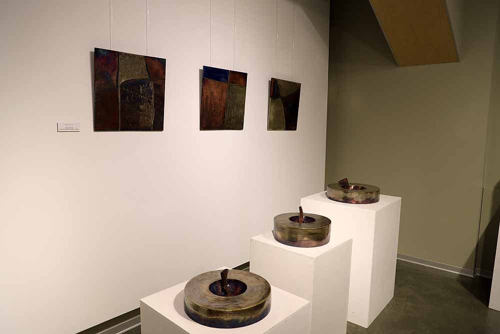 Fotos: Exposición de cerámicas de Raquel Condado y José Luis Ramos