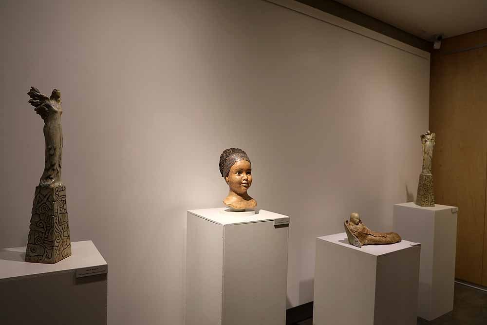 Fotos: Exposición de cerámicas de Raquel Condado y José Luis Ramos