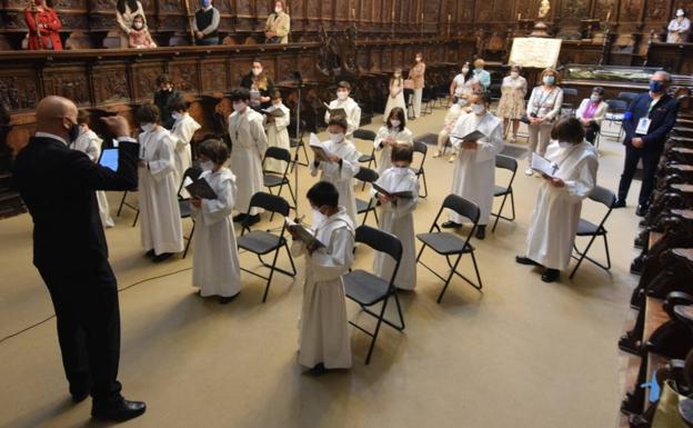 Un coro juvenil mixto se sumará a la Escolanía de Pueri Cantores de la Catedral de Burgos