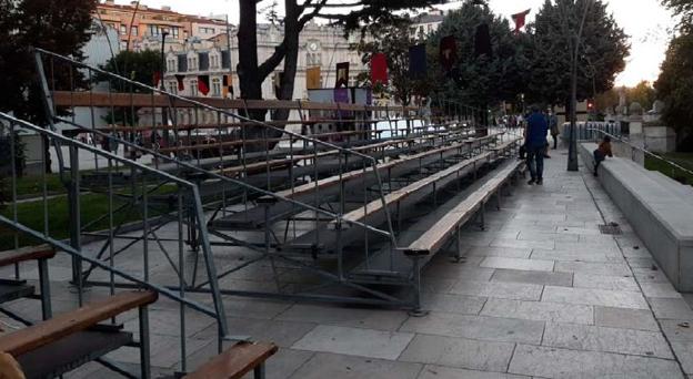 Las gradas se han instalado en el paseo Sierra de Atapuerca