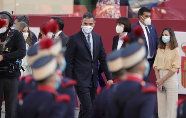 El presidente del Gobierno, Pedro Sánchez, llegando al acto.