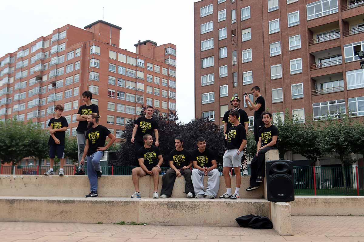 Fotos: El parkour reivindica un espacio en Burgos