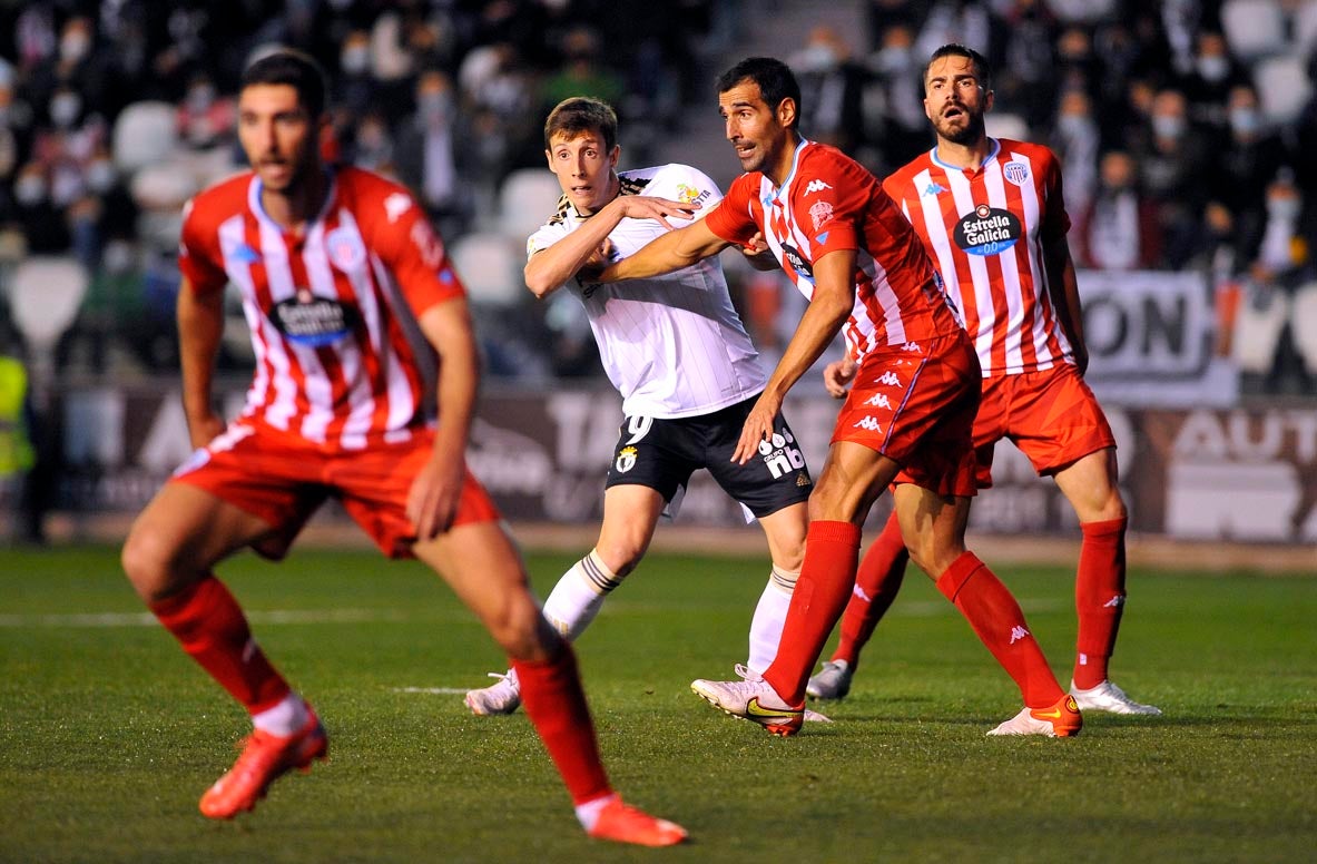 Así fue el empate entre los burgaleses y los gallegos en El Plantío.