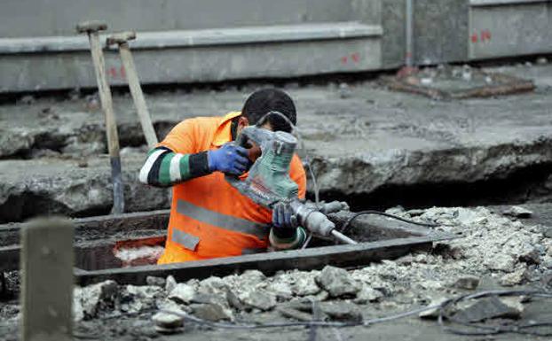 Un trabajador de la construcción. 