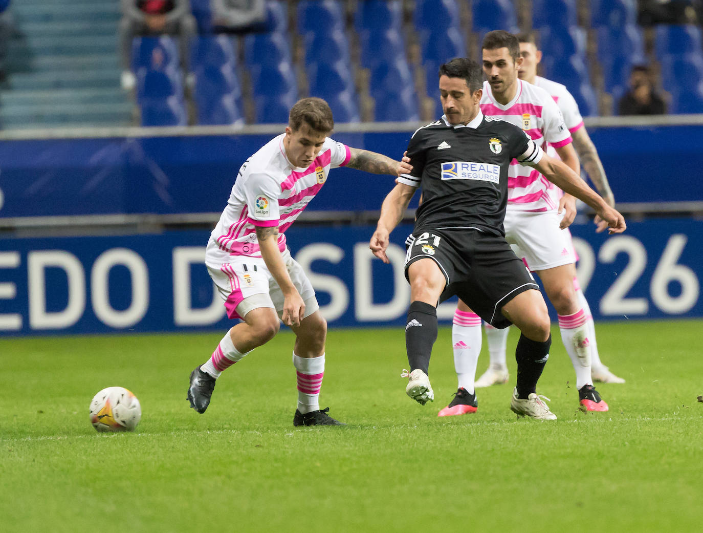 Los de Calero sacan su faceta goleadora en Asturias.