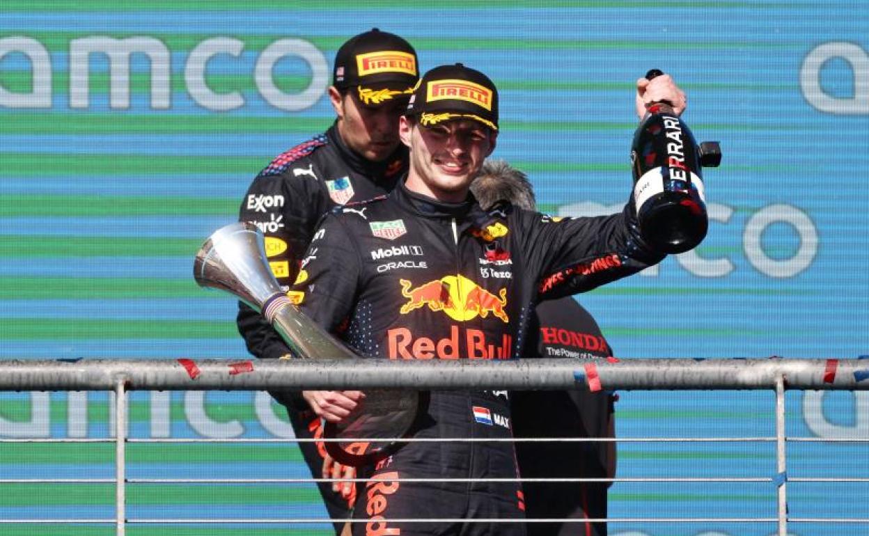 Max Verstappen celebra su victoria en Austin. 