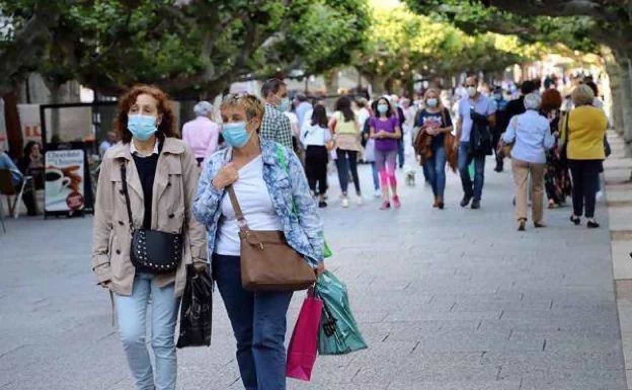 Imagen de archivo de una calle de Burgos durante la pandemia de la covid-19. 