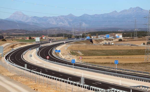 Abierto al tráfico el nuevo tramo de la A-73