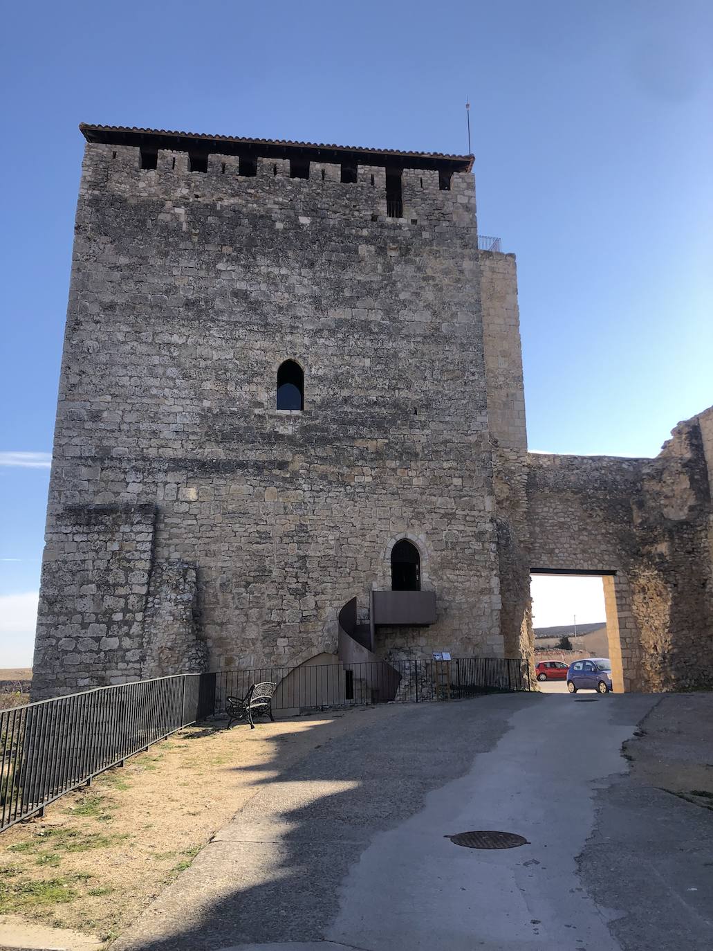 Fotos: La torre del homenaje del Castillo de Haza podrá ser visitada por los ciudadanos