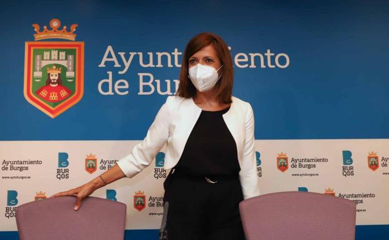 Nuria Barrio es la concejal de Personal.