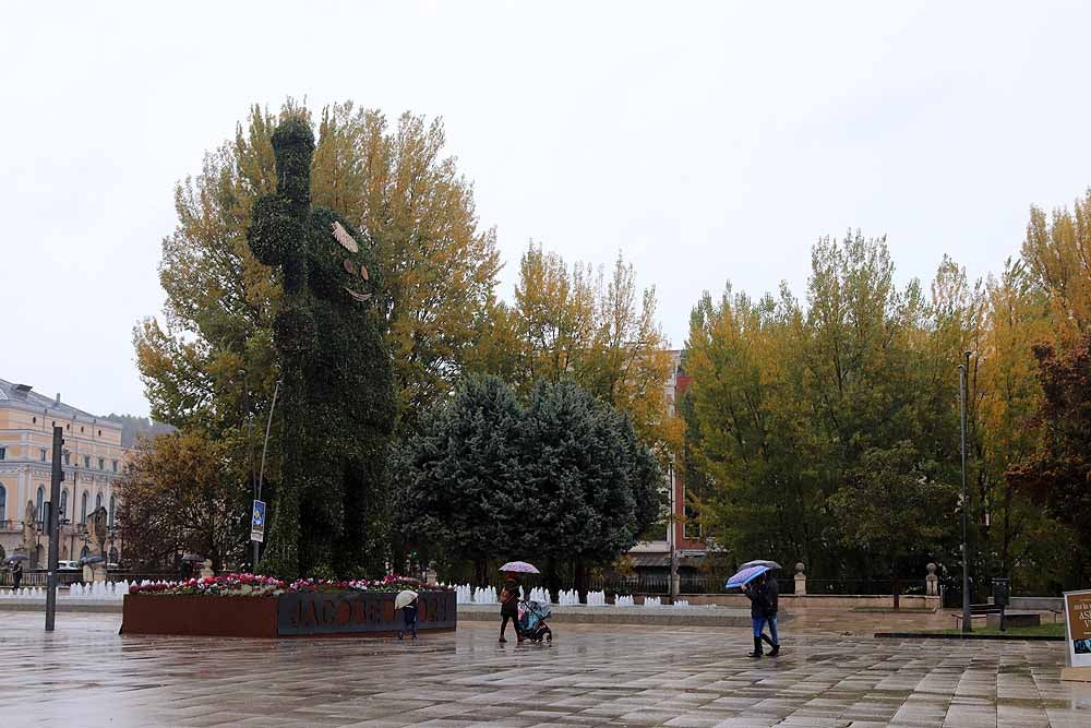 Fotos: Burgos se despide octubre con lluvia