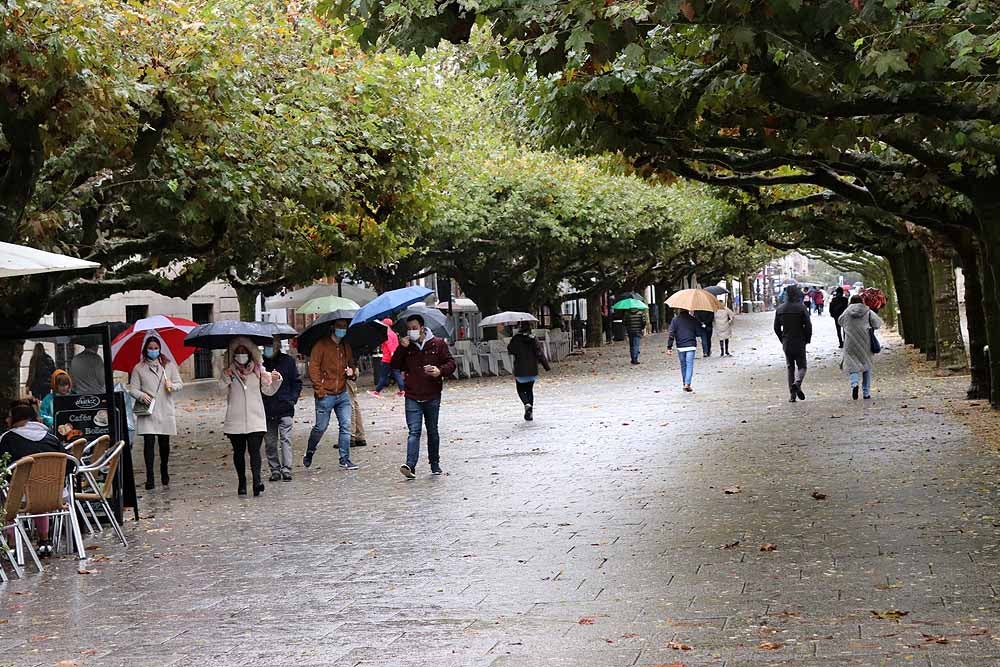 Fotos: Burgos se despide octubre con lluvia