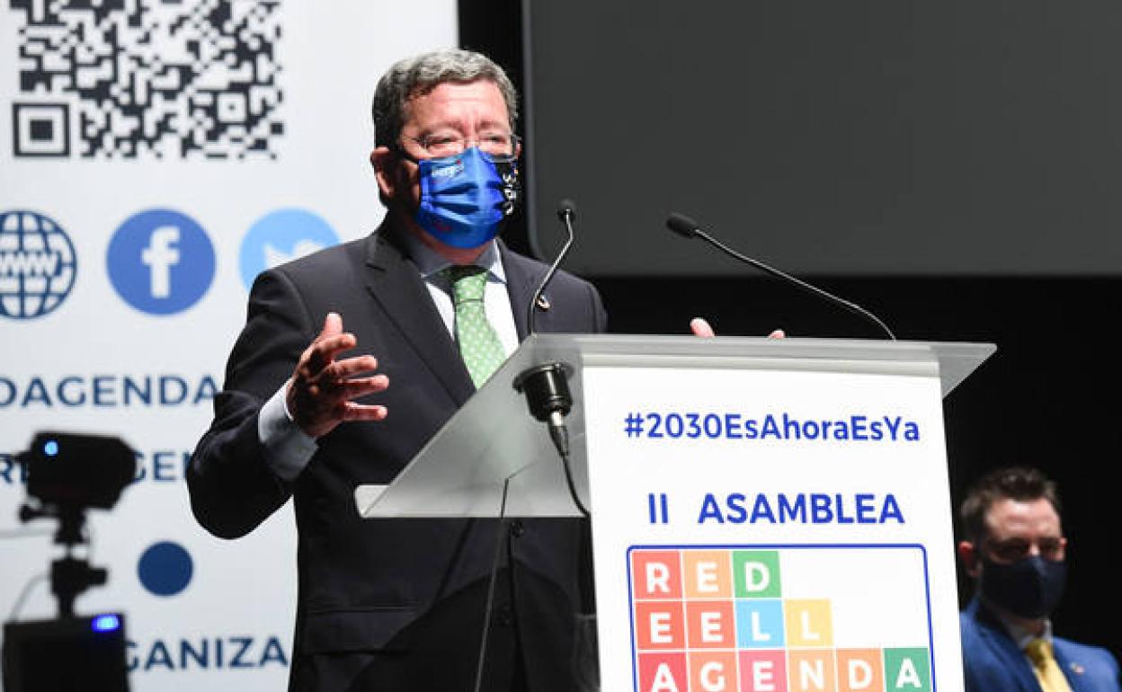 Inauguración de las jornadas 'La Agenda 2030 en la acción de los Gobiernos Locales' en Burgos.