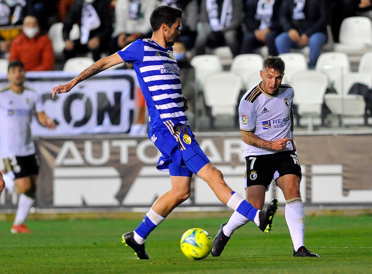 Fotos: El Burgos CF se hace con un nuevo derbi