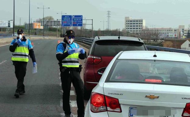 Da positivo en drogas por segunda vez en un mes y pierde todos los puntos del carné de conducir en Burgos