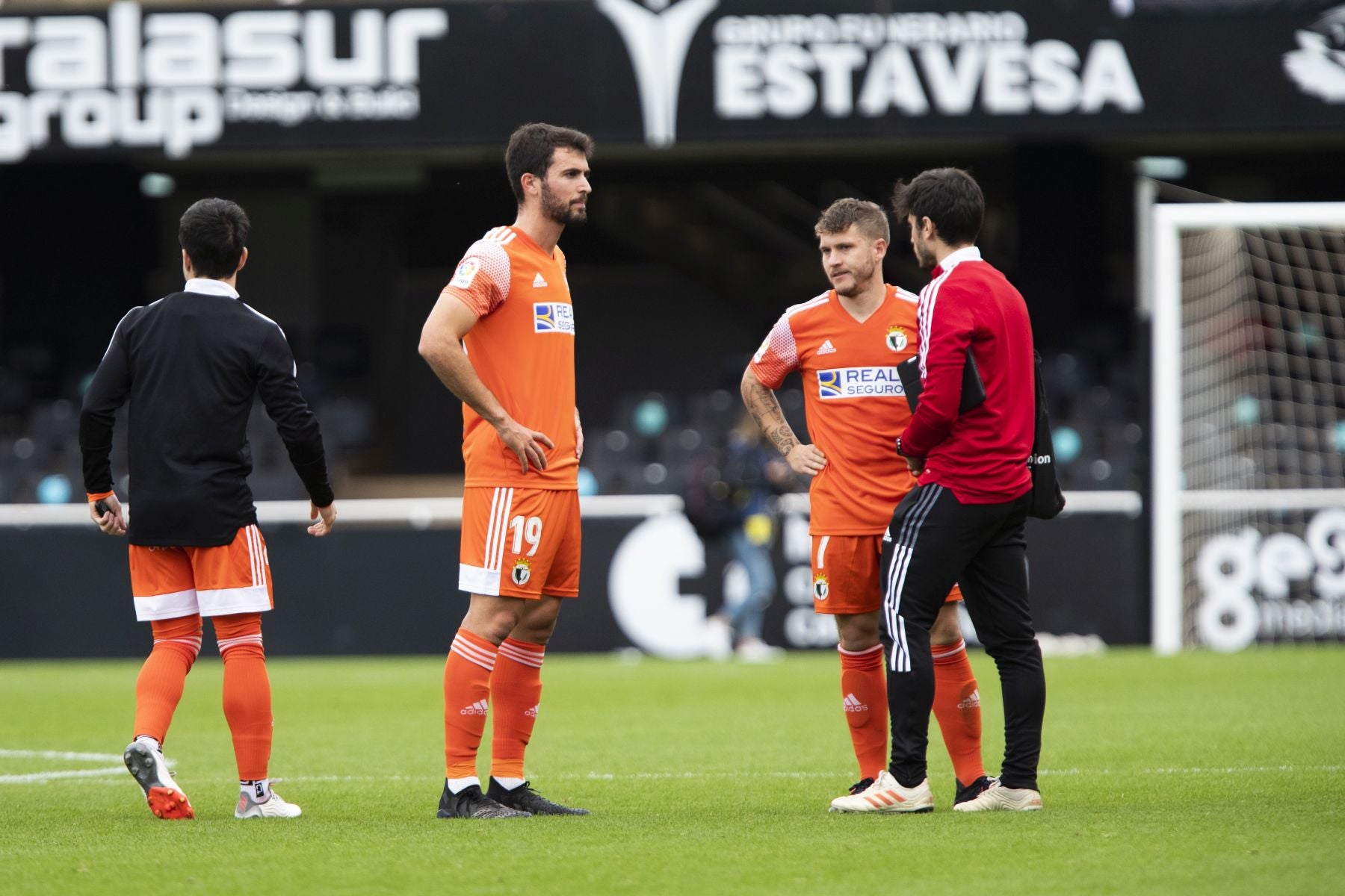 Fotos: El Burgos CF no puede con el FC Cartagena