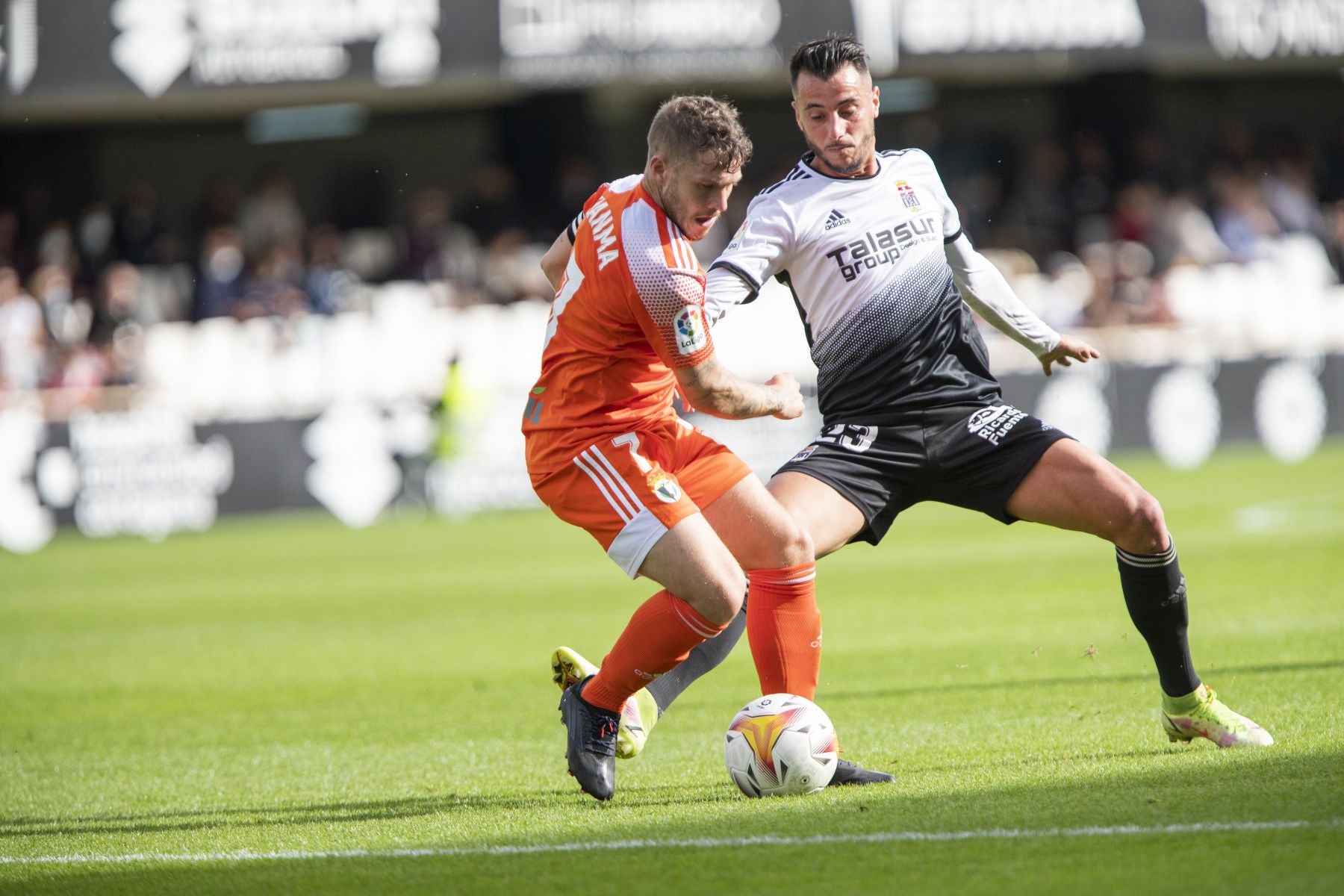 Fotos: El Burgos CF no puede con el FC Cartagena