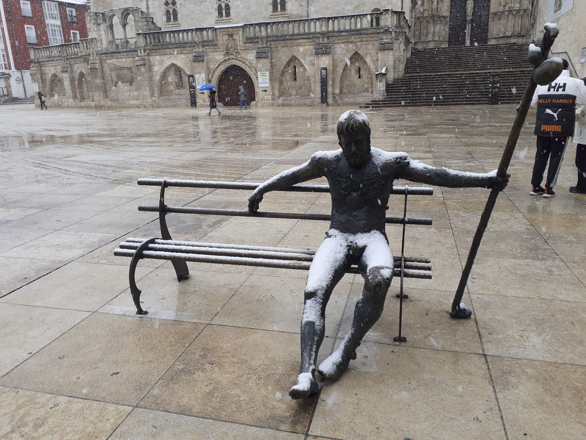 Fotos: La primera nevada del otoño en Burgos en imágenes