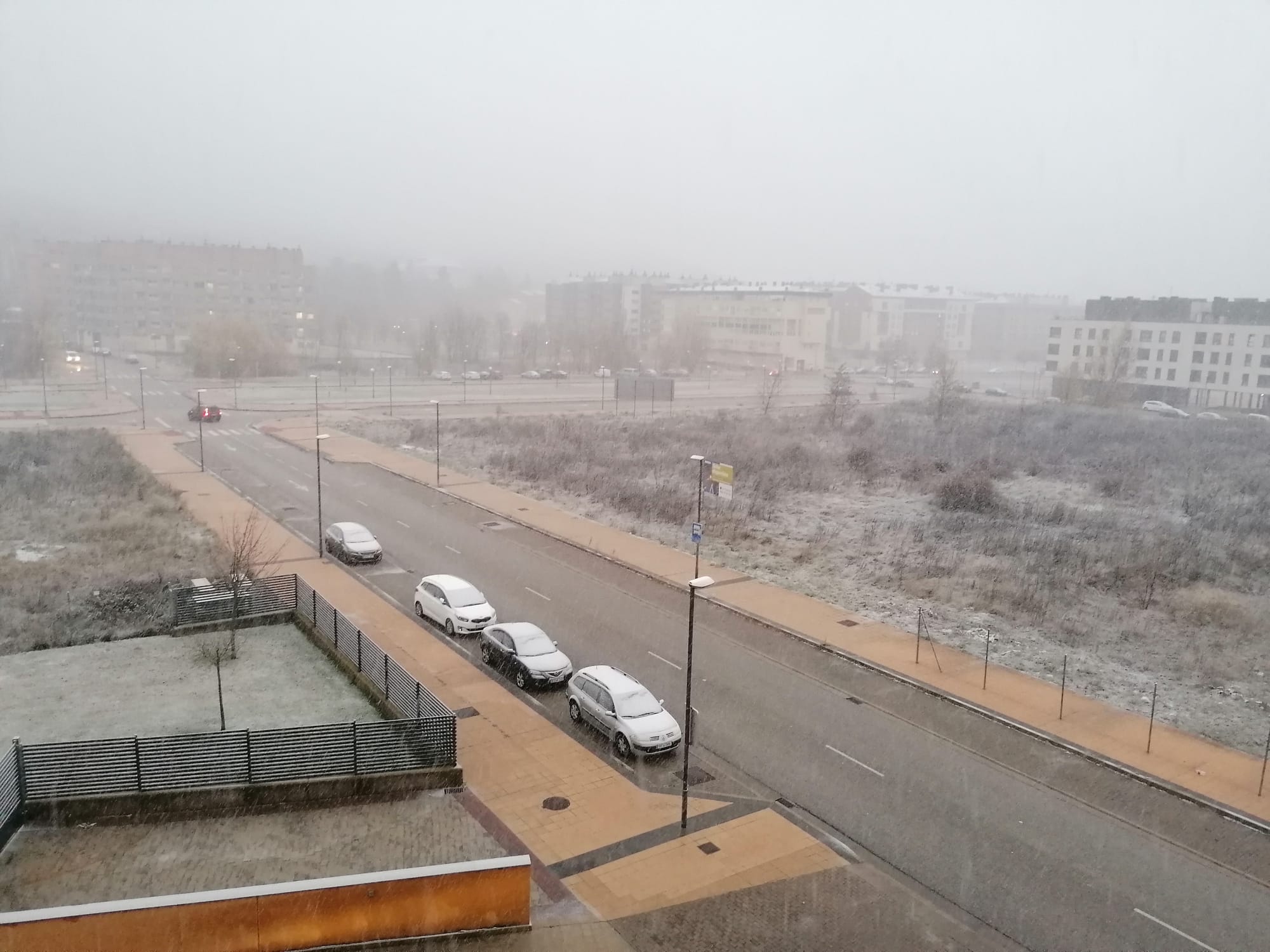 Fotos: La primera nevada del otoño en Burgos en imágenes