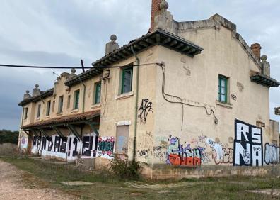 Imagen secundaria 1 - Estado de la estación de tren de Lerma. 