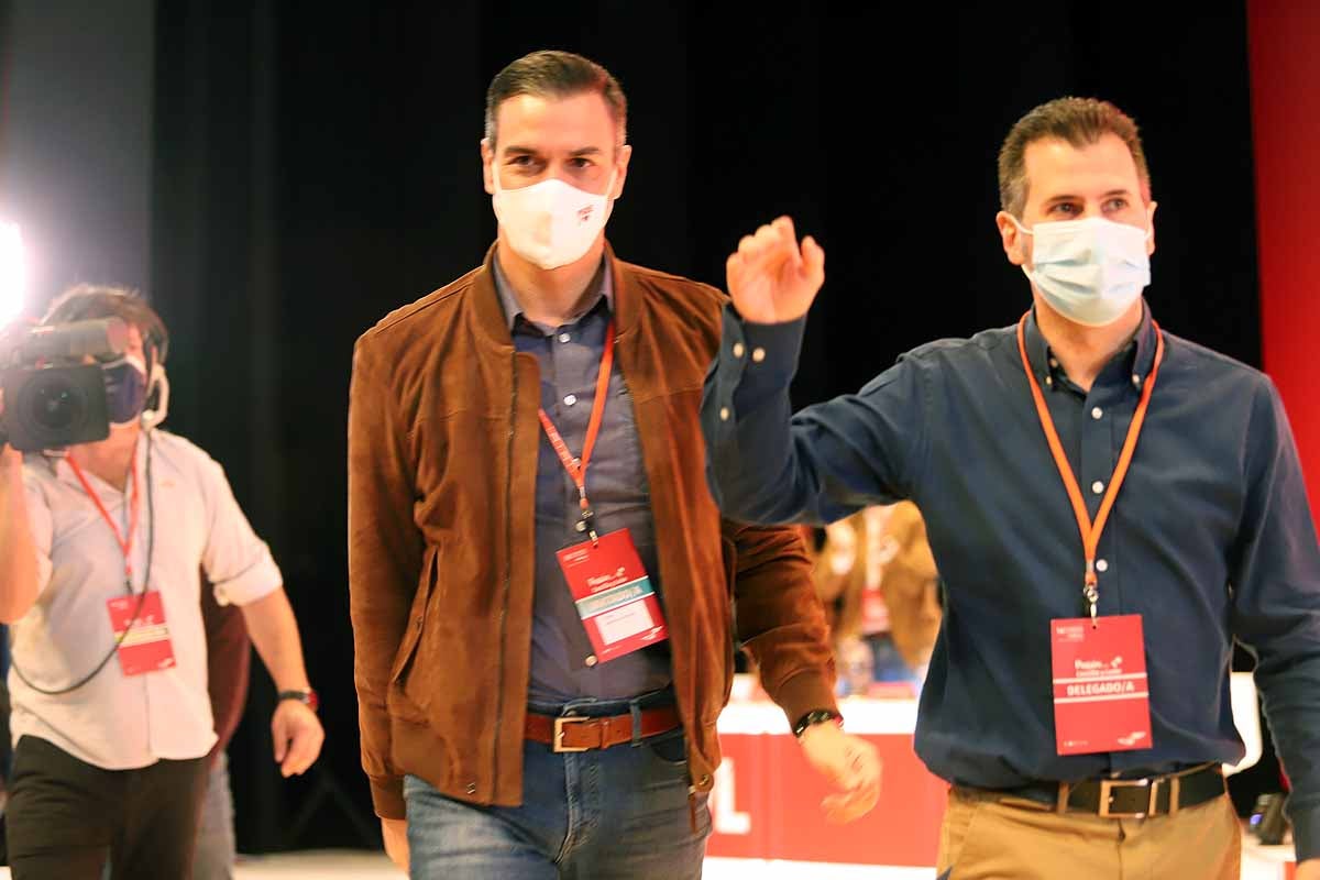 Luis Tudanca y Pedro Sánchez en el Congreso Autonómico del PSOE de Castilla y León. 