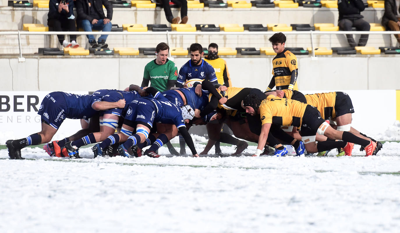 Empate entre burgaleses y sevillanos en un encuentro marcado por la nieve.