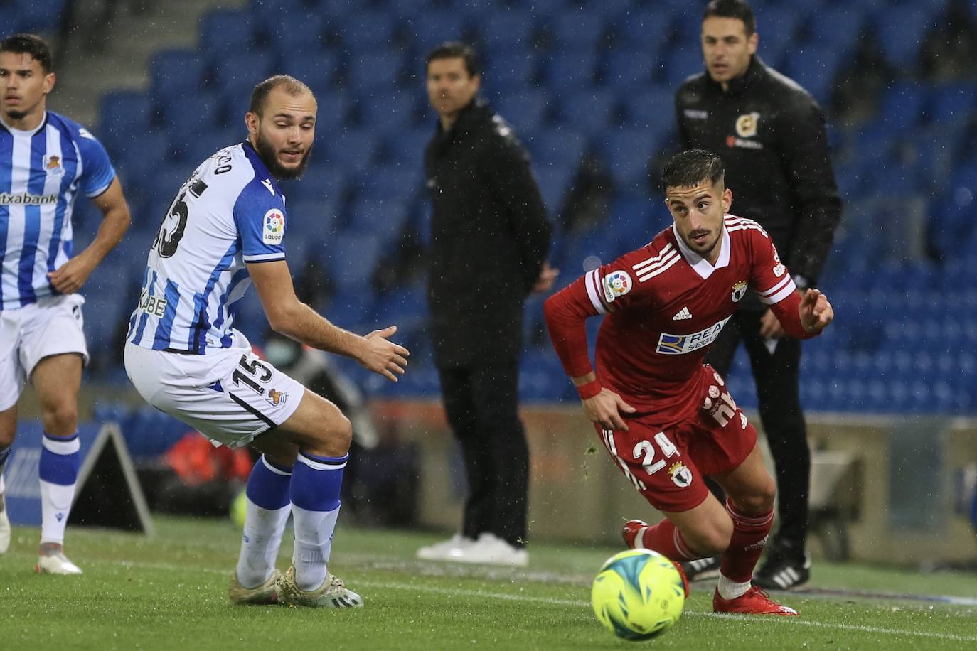 El Burgos CF celebra la victoria. 