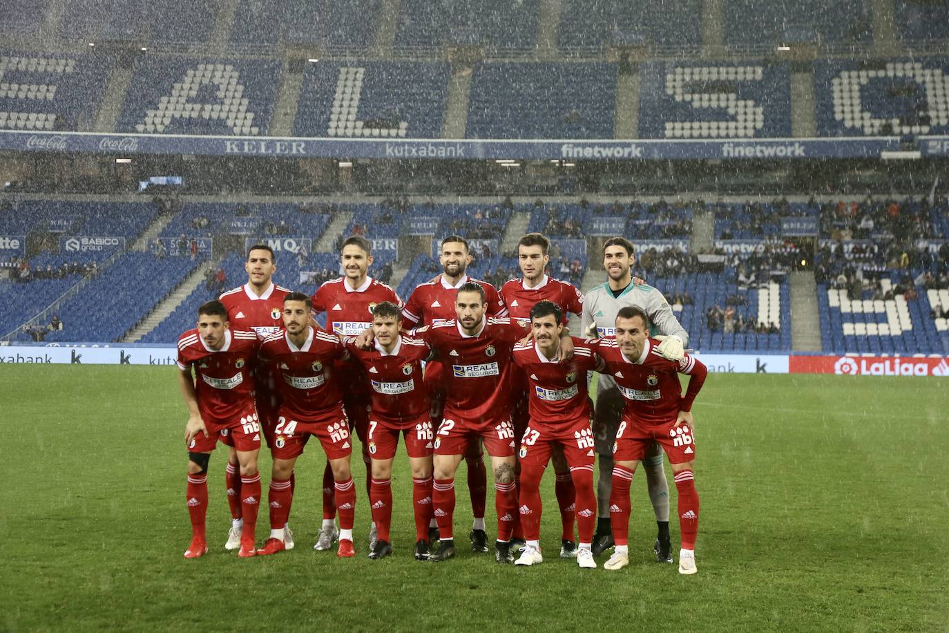 El Burgos CF celebra la victoria. 