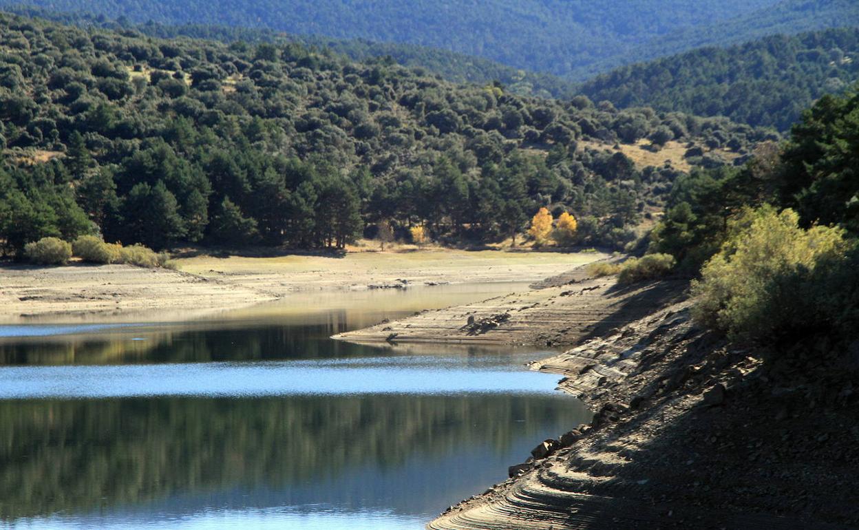 Embalse de Puente Alta, en Segovia, el pasado mes de octubre. 