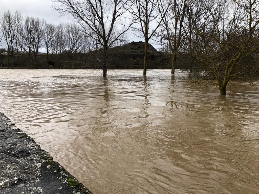 Los ríos del norte de la provincia se desbordan tras las últimas nevadas y lluvias.