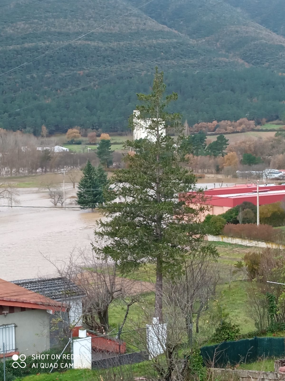 Los ríos del norte de la provincia se desbordan tras las últimas nevadas y lluvias.