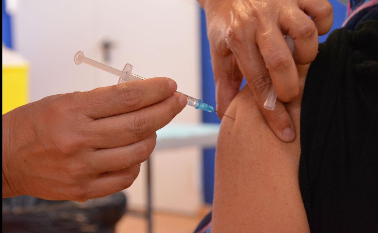 Vacuna covid: Convocan este fin de semana a los mayores de 70 años de Burgos capital para la tercera dosis