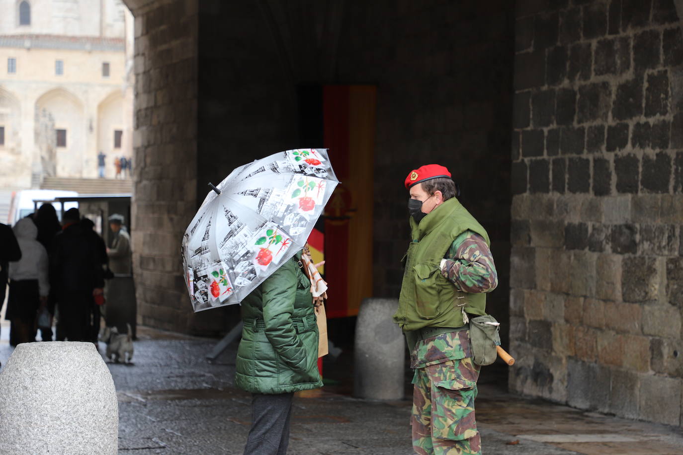 Fotos: Burgos recrea los pasos fronterizos del Berlín dividido