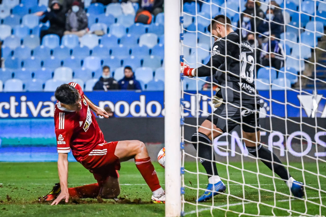 Fotos: El Real Zaragoza - Burgos CF, en imágenes