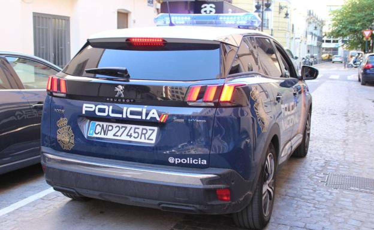 Detenido por agarrar del cuello a su hermano de 7 años e intentar ahogarlo