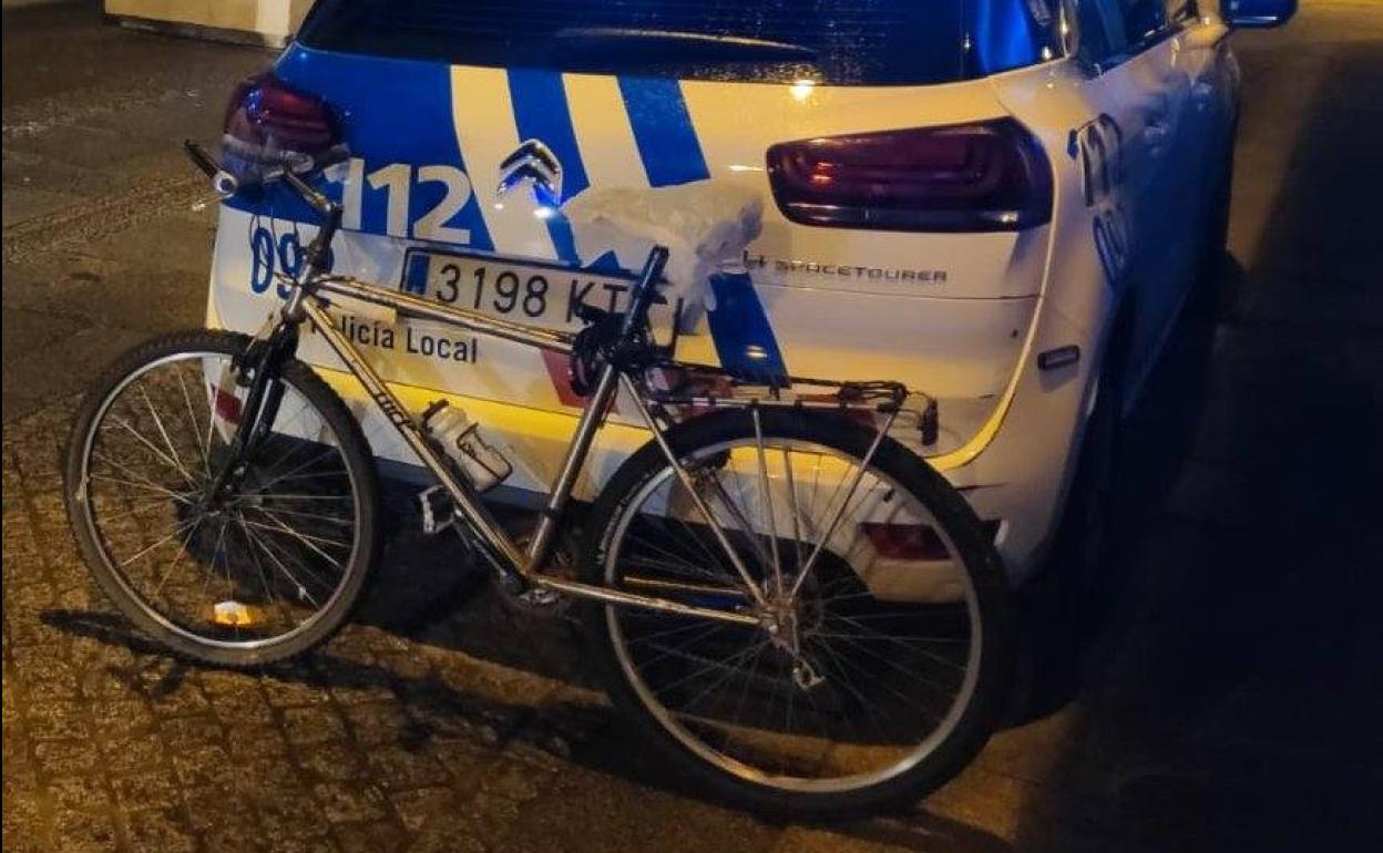 Bicicleta intervenida por la Policía Local de Burgos.