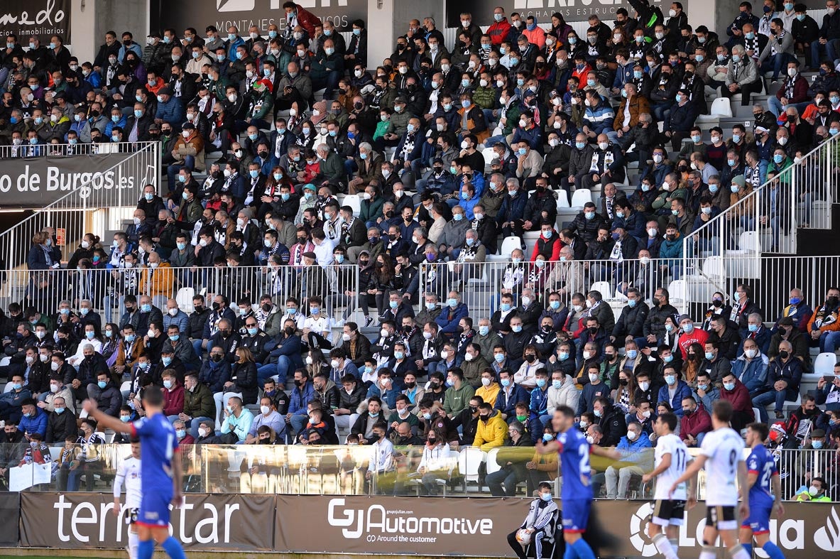 Fotos: El Burgos CF - SD Amorebieta, en imágenes