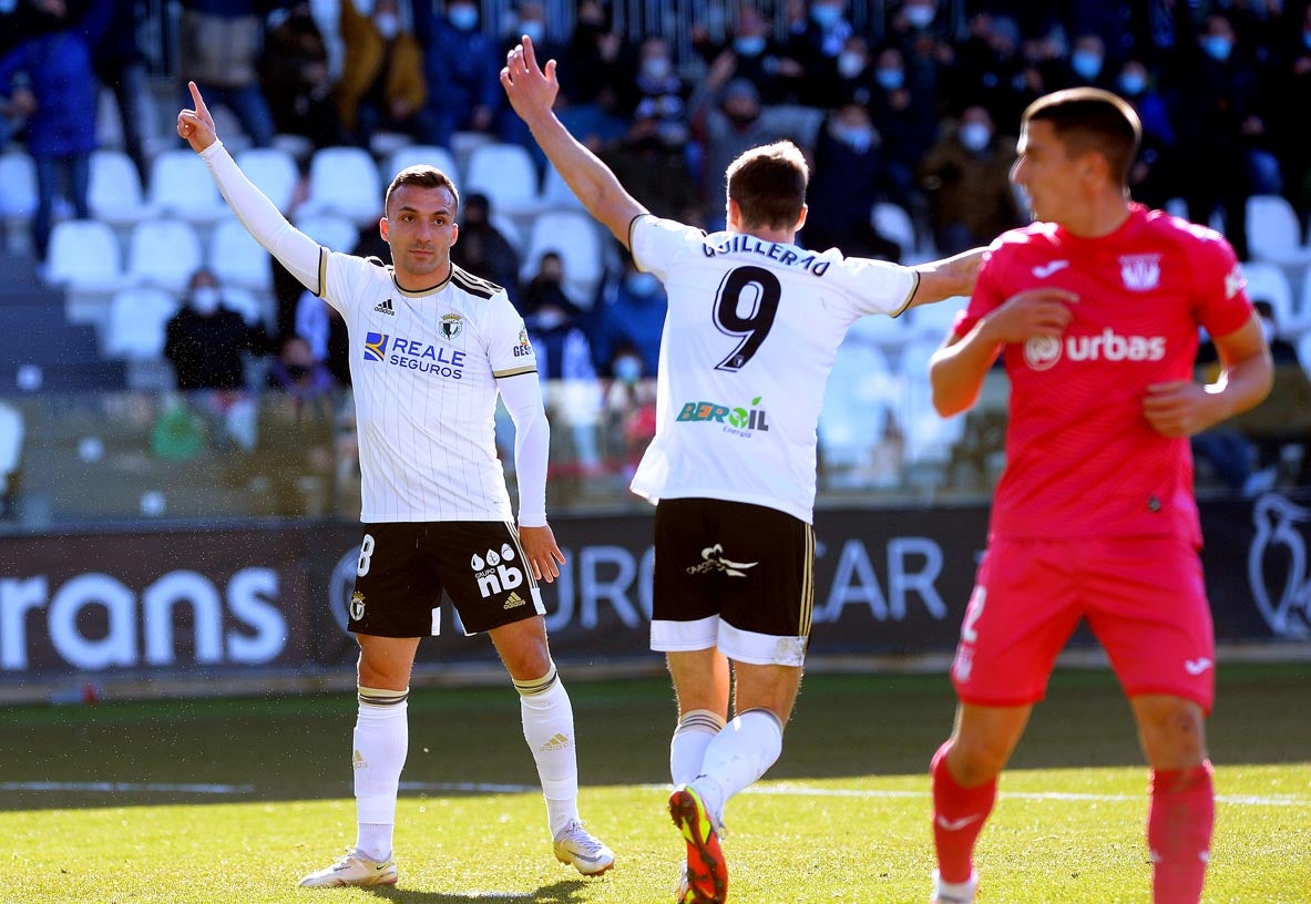 Fotos: El Burgos golea al Leganés