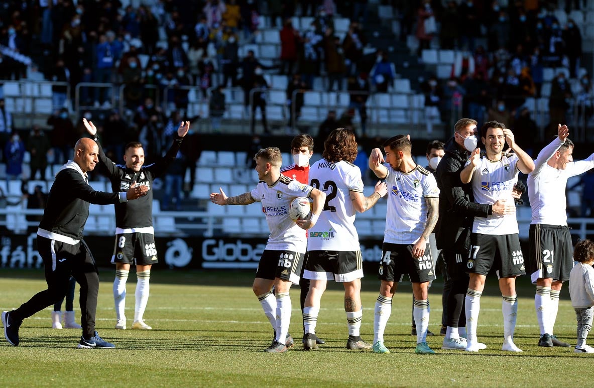 Fotos: El Burgos golea al Leganés