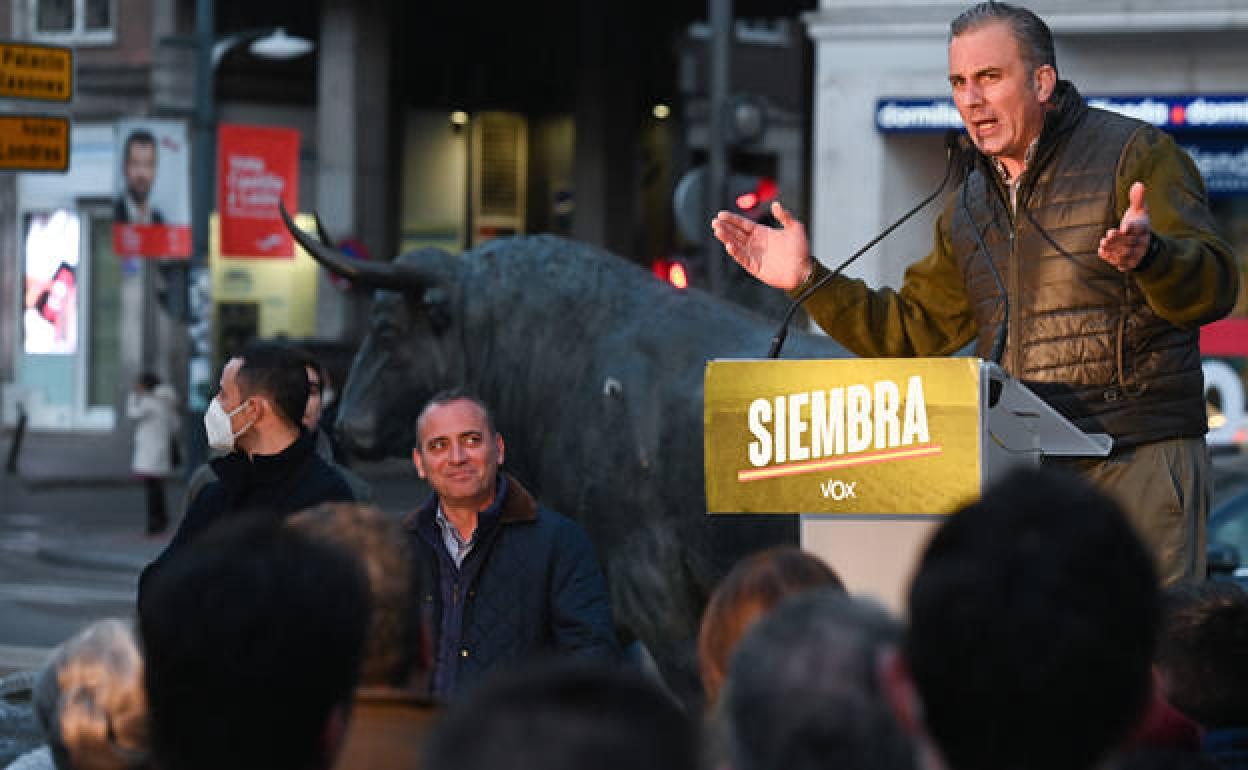 Ortega Smith, secretario nacional de Vox, durante su mitín en Burgos. 