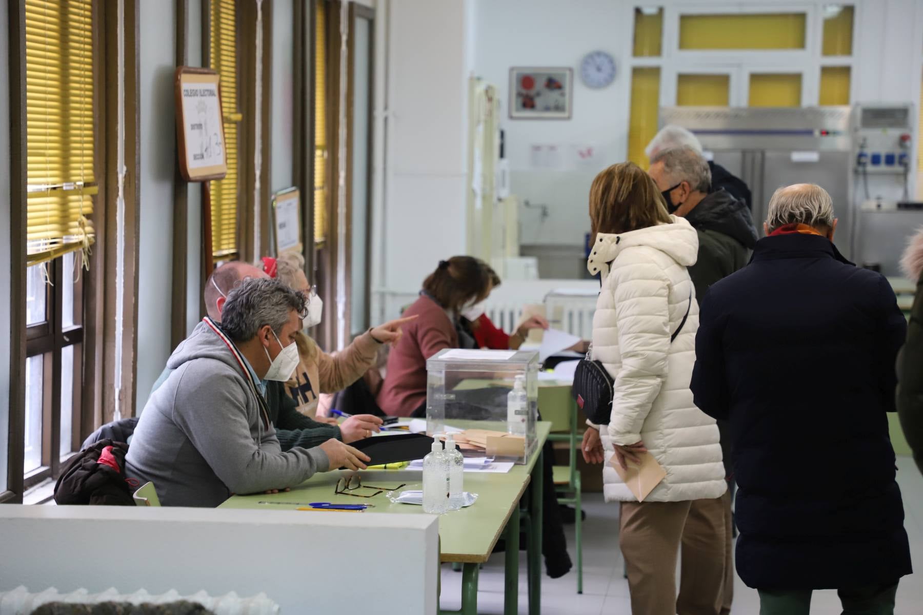 Fotos: Constituidas las mesas electorales de Burgos