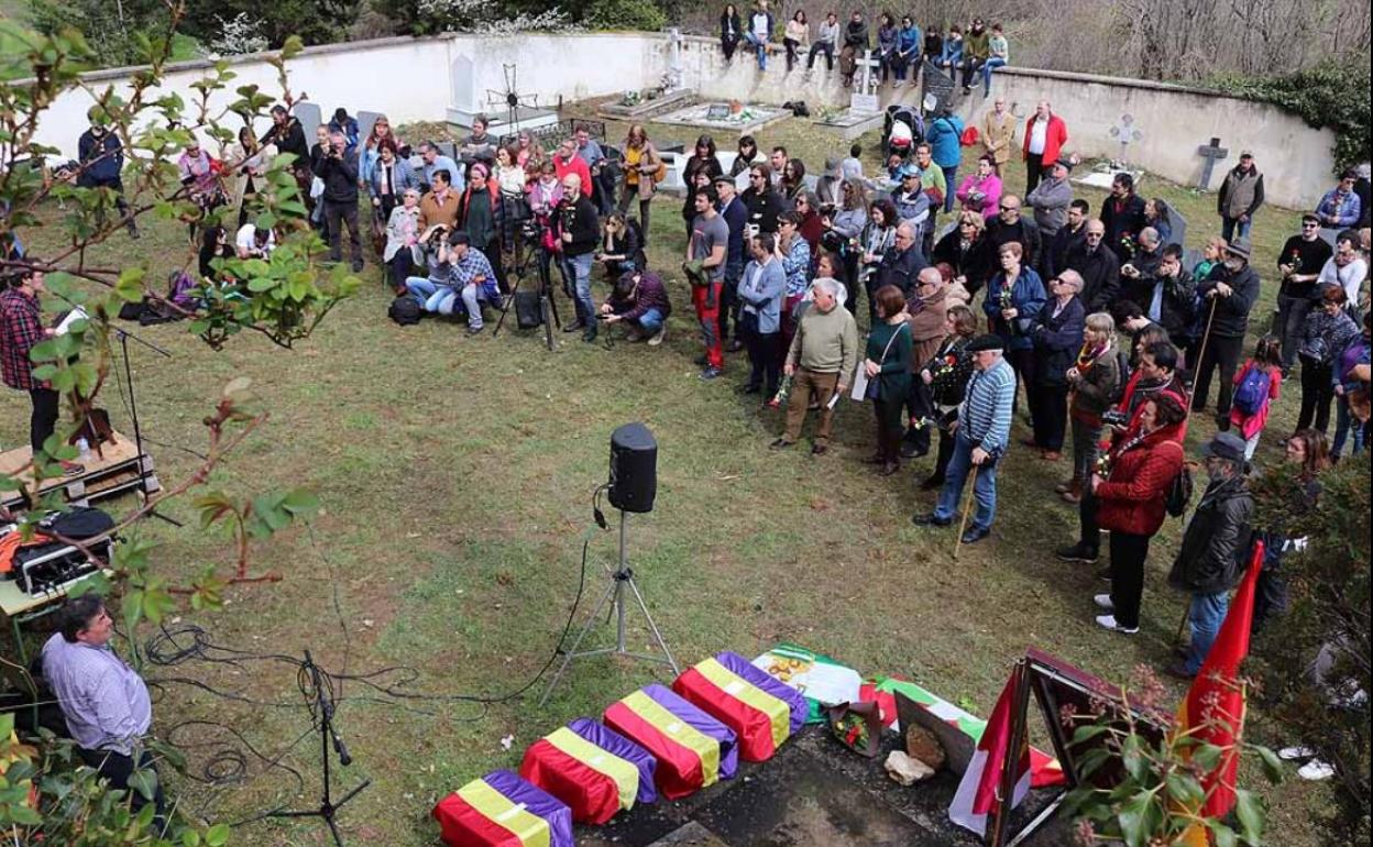 Homenaje de 2018, cuando se entregaron cuatro restos a las familias.