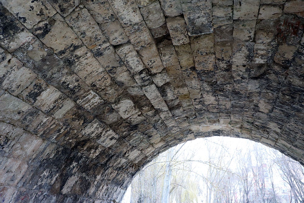 Fotos: El Puente Malatos está deteriorado y sufre vandalismo