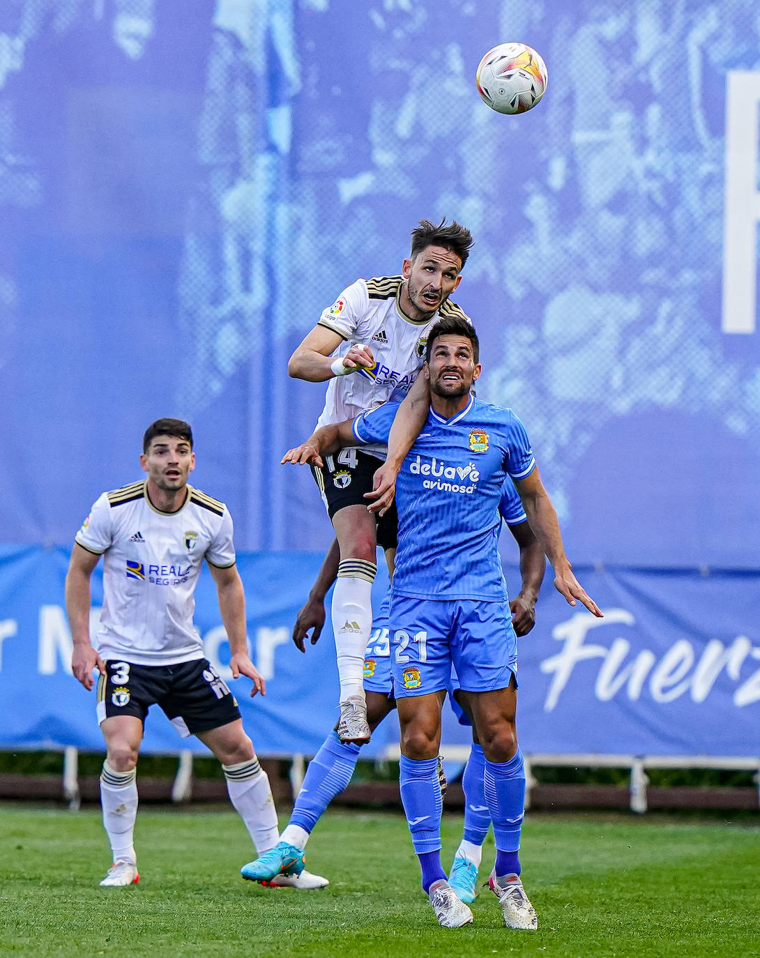 Fotos: Victoria del Burgos CF en Fuenlabrada