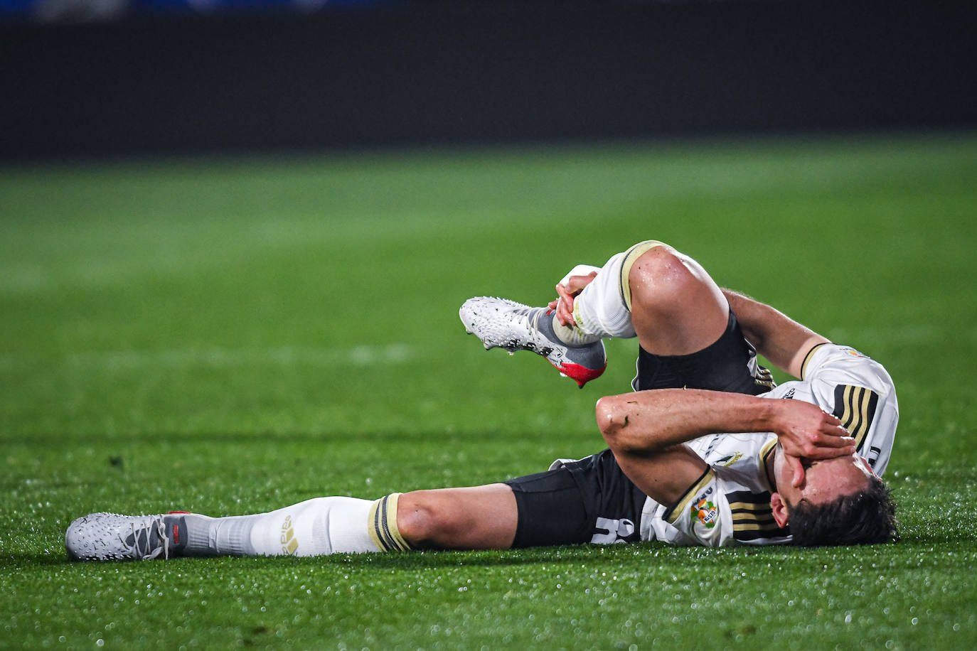 Fotos: El Burgos CF cae por la mínima ante el Huesca