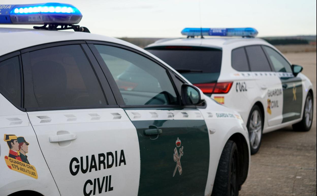 Vehículos de la Guardia Civil. 