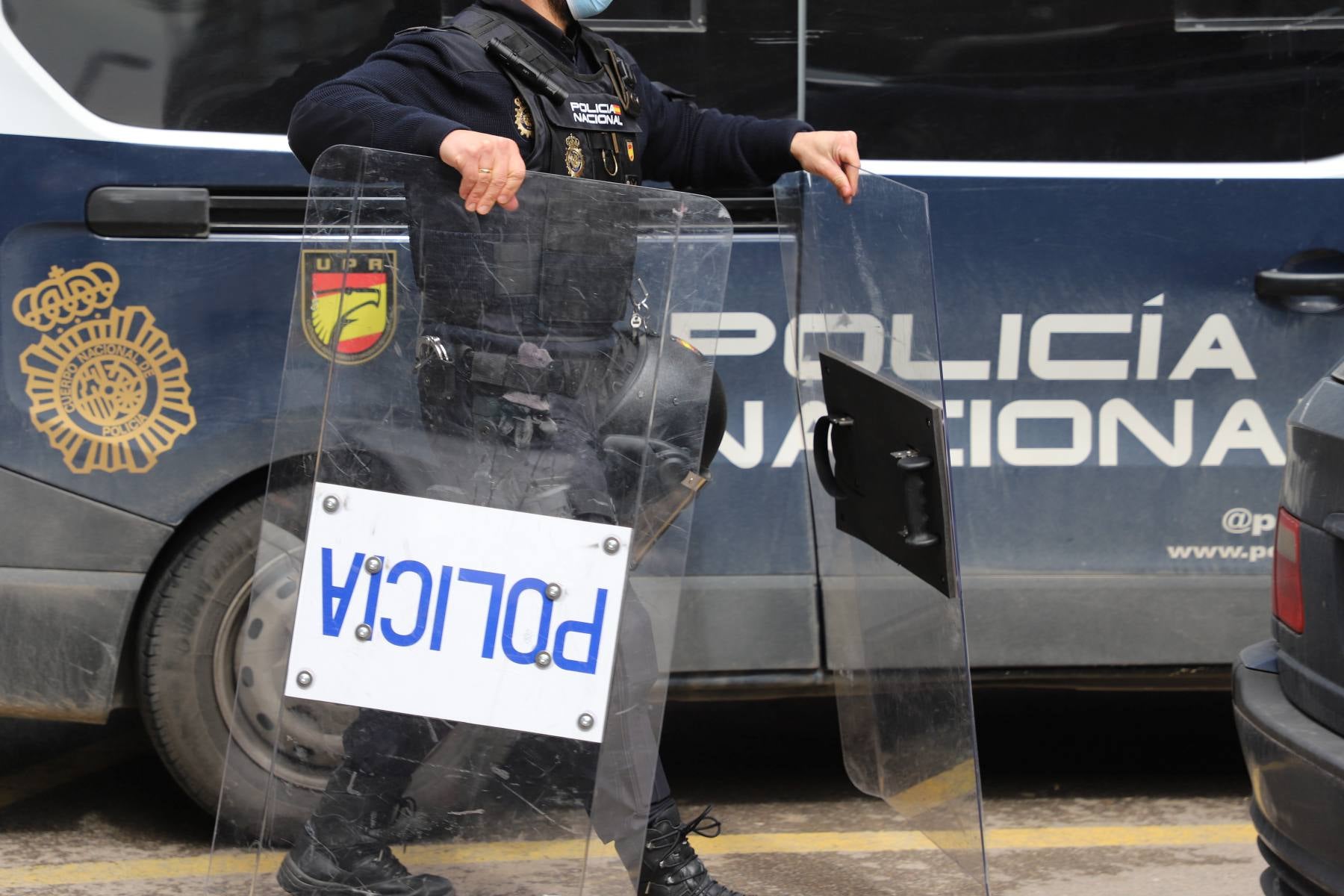 Fotos: Detenidos dos jovenes por un apuñalamiento mortal en Gamonal