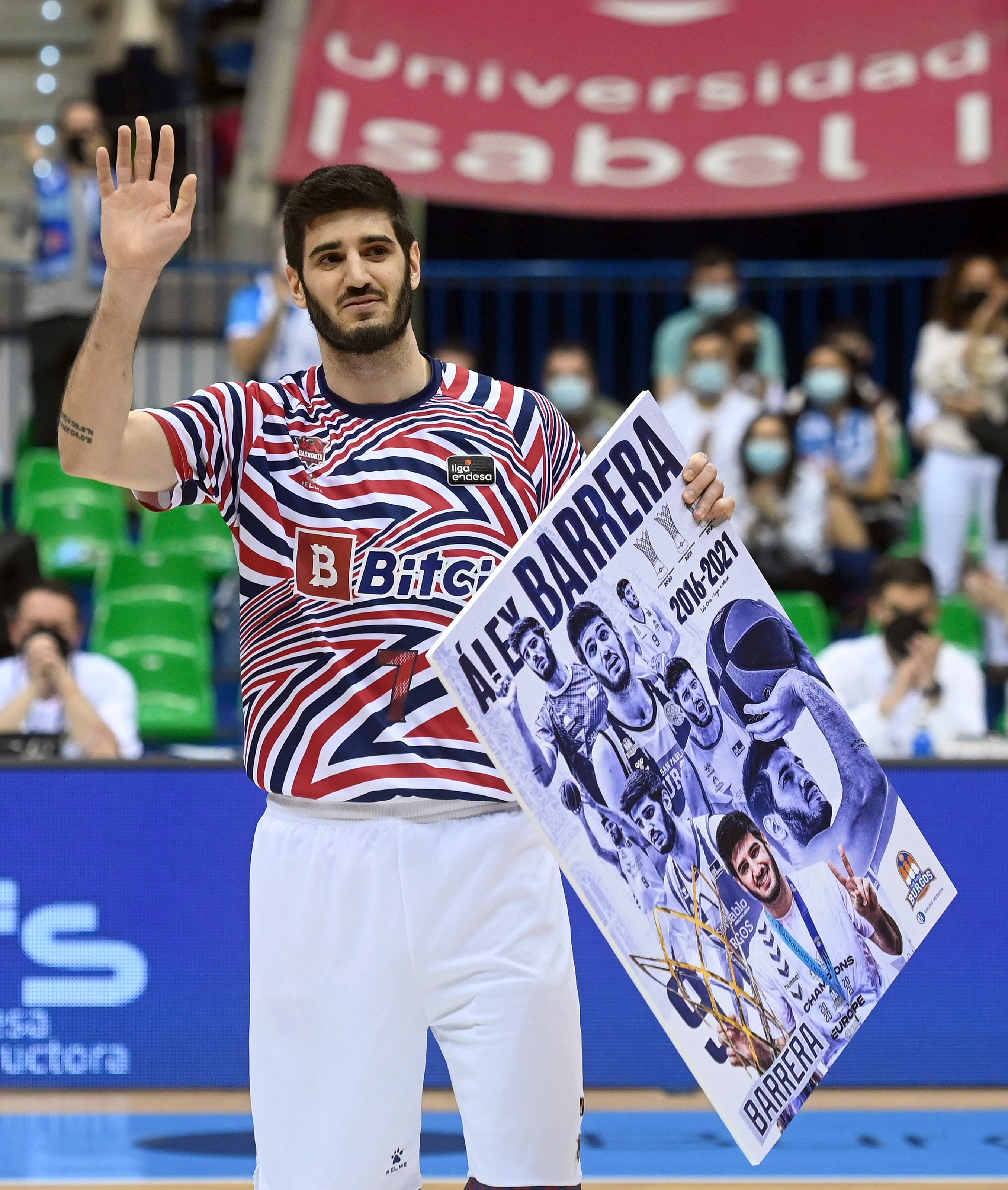 Fotos: El San Pablo no puede con Baskonia