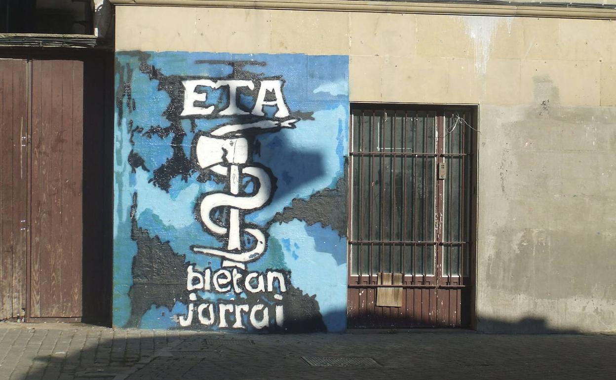 Pintada con el símbolo de ETA.